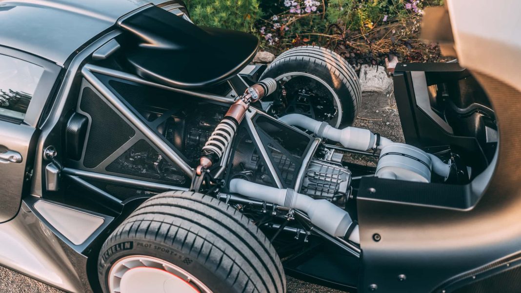 tuthill-porsche-gt-one 7 Tuthill GT One