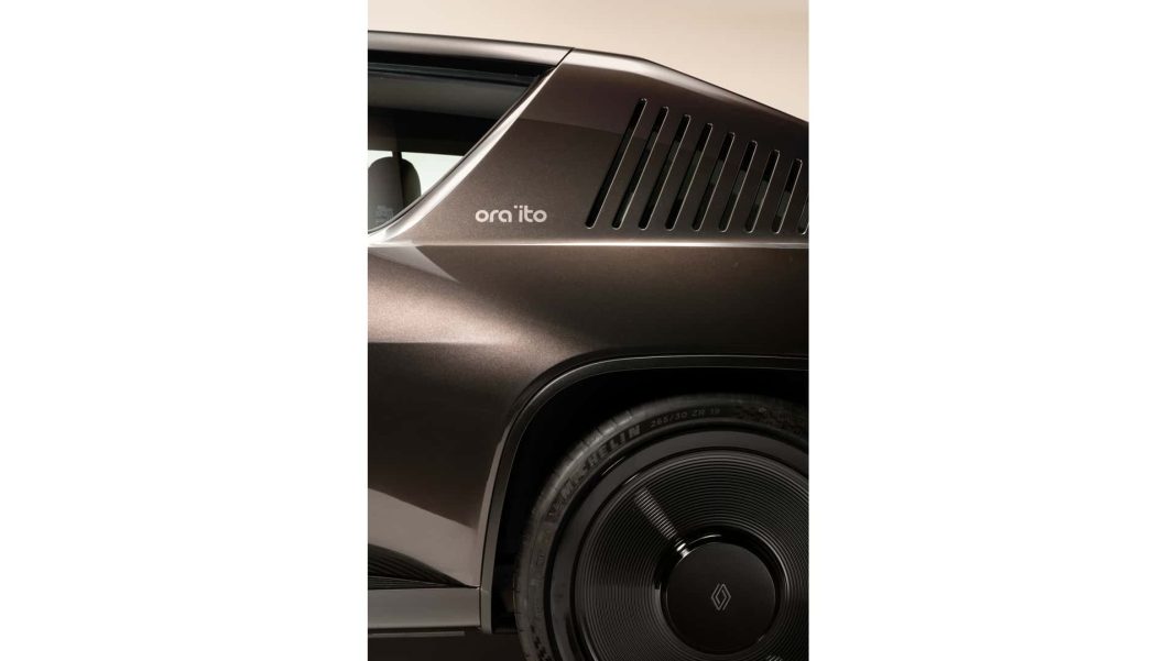 renault-r17-electric-restomod-x-ora-ito (10) Renault 17