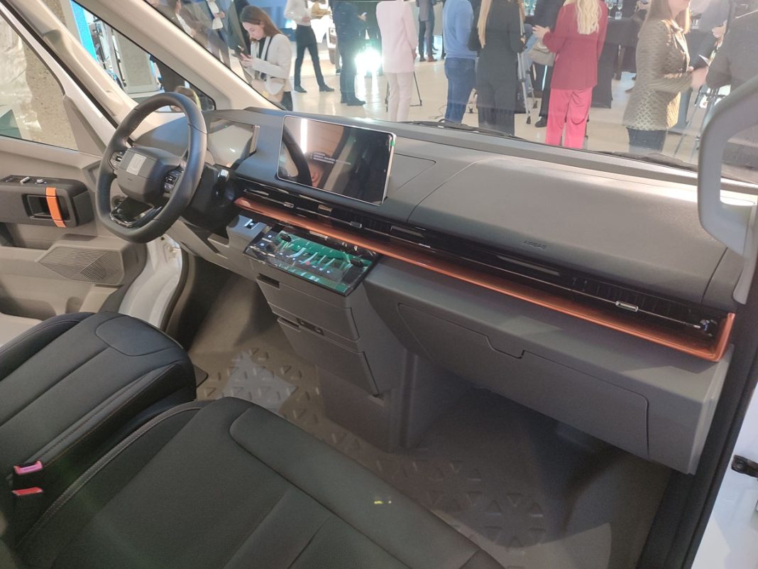 Farizon Delta Auto