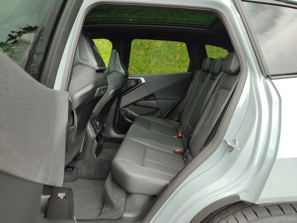 Auto magazin Srbija BMW X3 G45