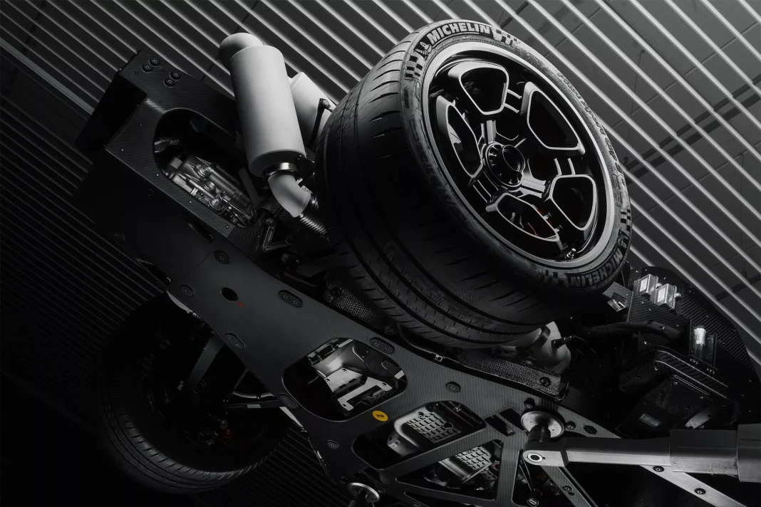 De-Tomaso-P72-Production-1 De Tomaso P72