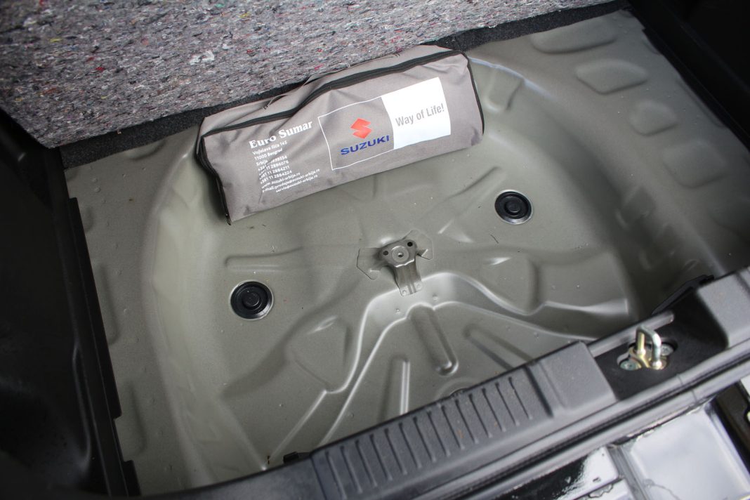 IMG_5619 Auto magazin Srbija Test Suzuki Swift 1,2 DualJet Hybrid 2WD