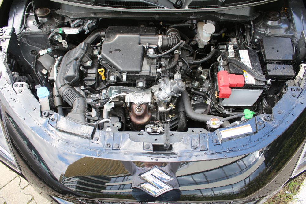 Auto magazin Srbija Test Suzuki Swift 1,2 DualJet Hybrid 2WD