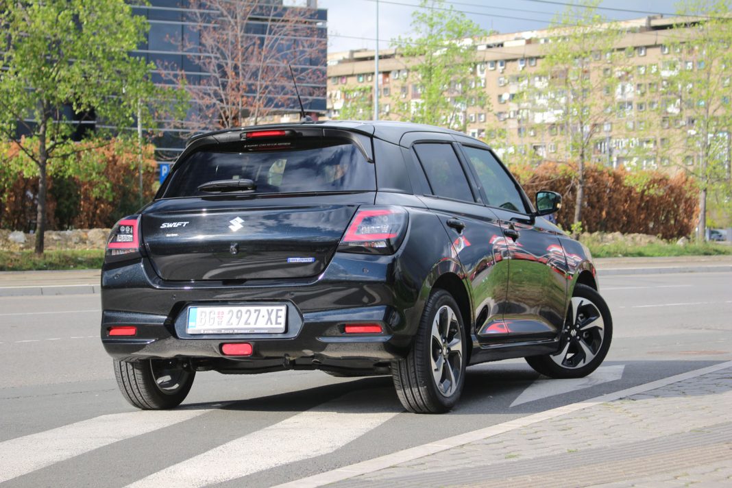 IMG_5691 Auto magazin Srbija Test Suzuki Swift 1,2 DualJet Hybrid 2WD