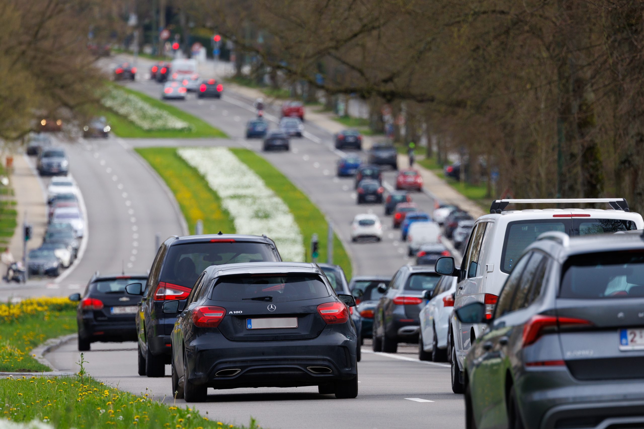 Pad prodaje novih automobila u Evropi zabeležen i u novembru