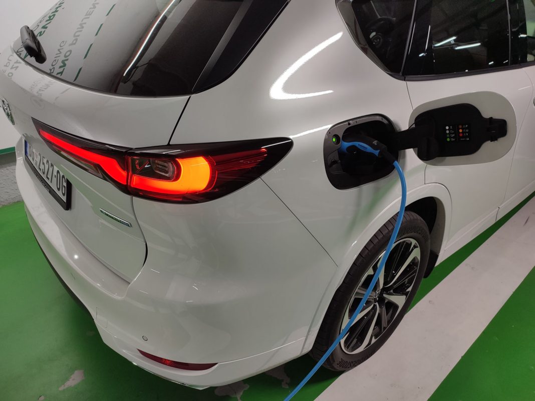 IMG_20230426_220700 Auto magazin Srbija TEST Mazda CX-60 E-Skyactiv PHEV AWD Takumi