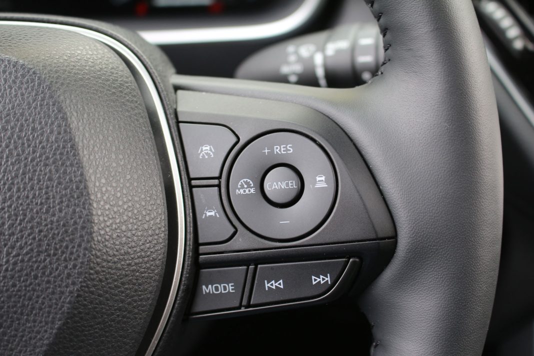 IMG_4191 Auto magazin Srbija TEST Toyota Corolla Cross Hybrid AWD