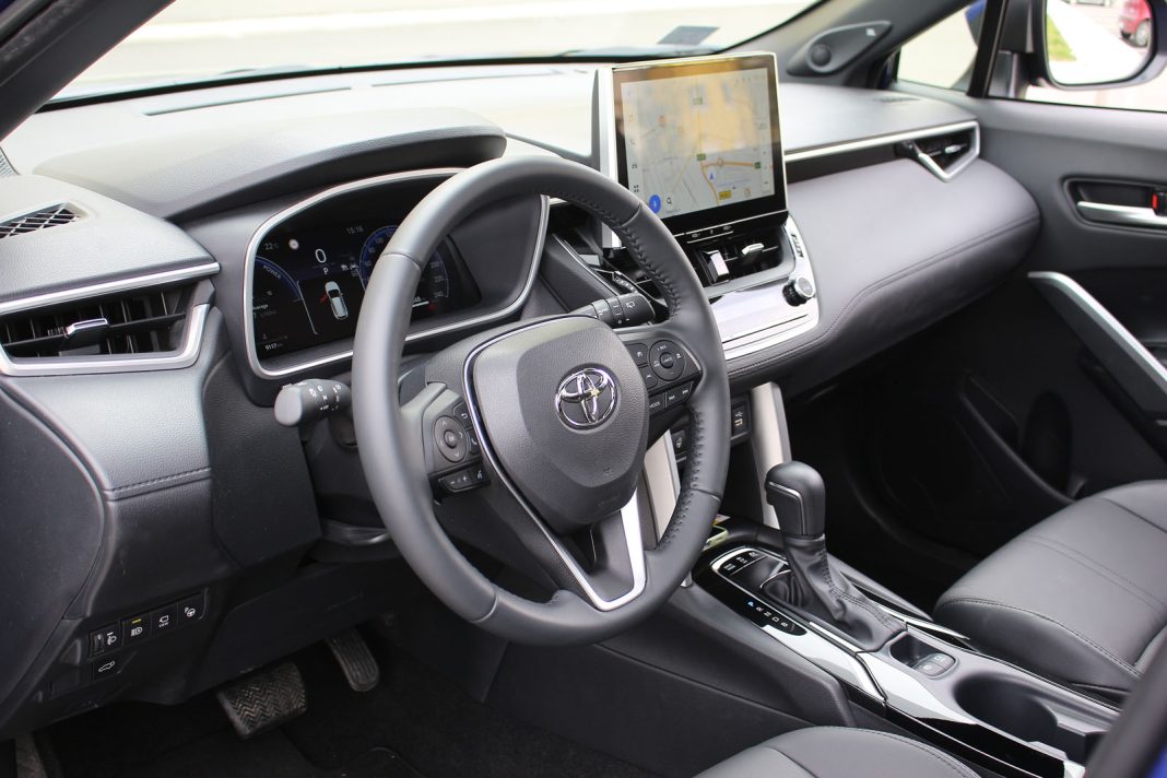 IMG_4219 Auto magazin Srbija TEST Toyota Corolla Cross Hybrid AWD