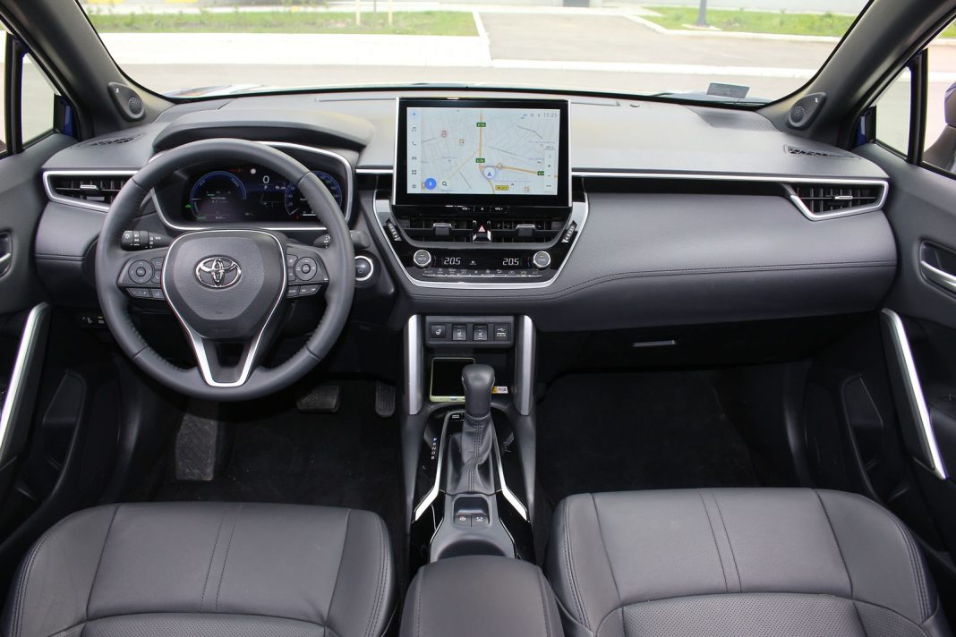 IMG_4266 Auto magazin Srbija TEST Toyota Corolla Cross Hybrid AWD