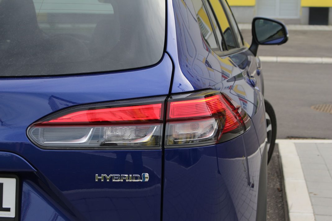 IMG_4318 Auto magazin Srbija TEST Toyota Corolla Cross Hybrid AWD