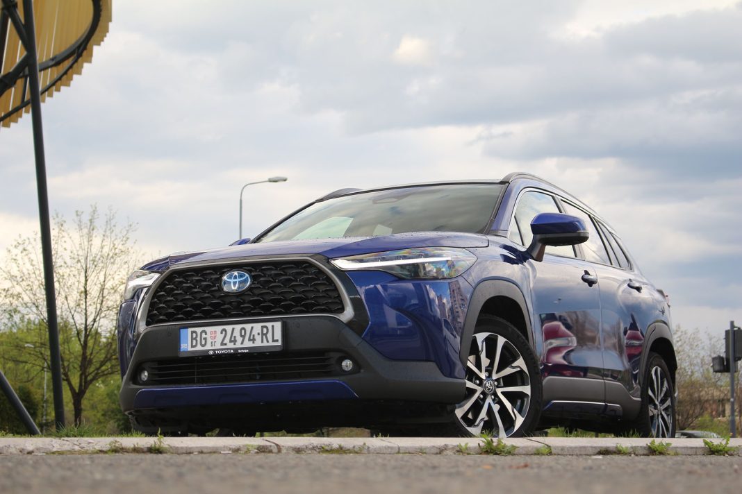 IMG_4330 Auto magazin Srbija TEST Toyota Corolla Cross Hybrid AWD