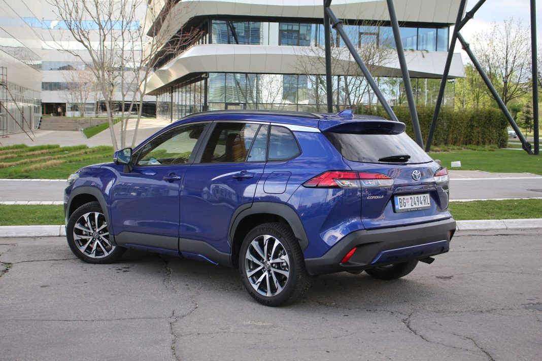 IMG_4335 Auto magazin Srbija TEST Toyota Corolla Cross Hybrid AWD