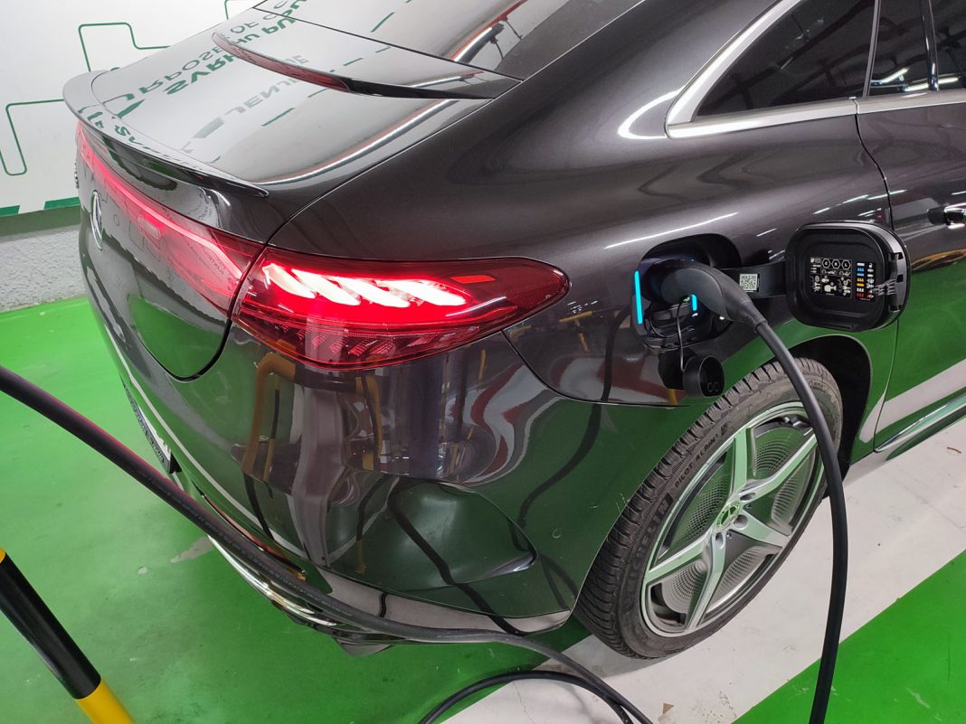 Auto magazin Srbija Test Mercedes-Benz EQE 350+