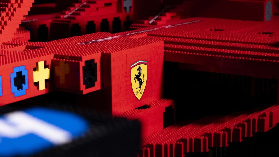 ferrari-sf-24-lego-il-modellino-scala-1-1 (1) Ferrari SF 24 Lego