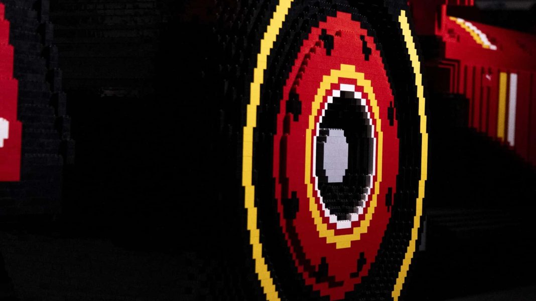 ferrari-sf-24-lego-il-modellino-scala-1-1 (3) Ferrari SF 24 Lego