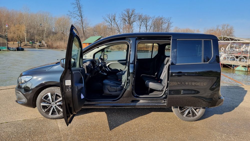 Auto magazin Srbija Test Mercedes-Benz T180d