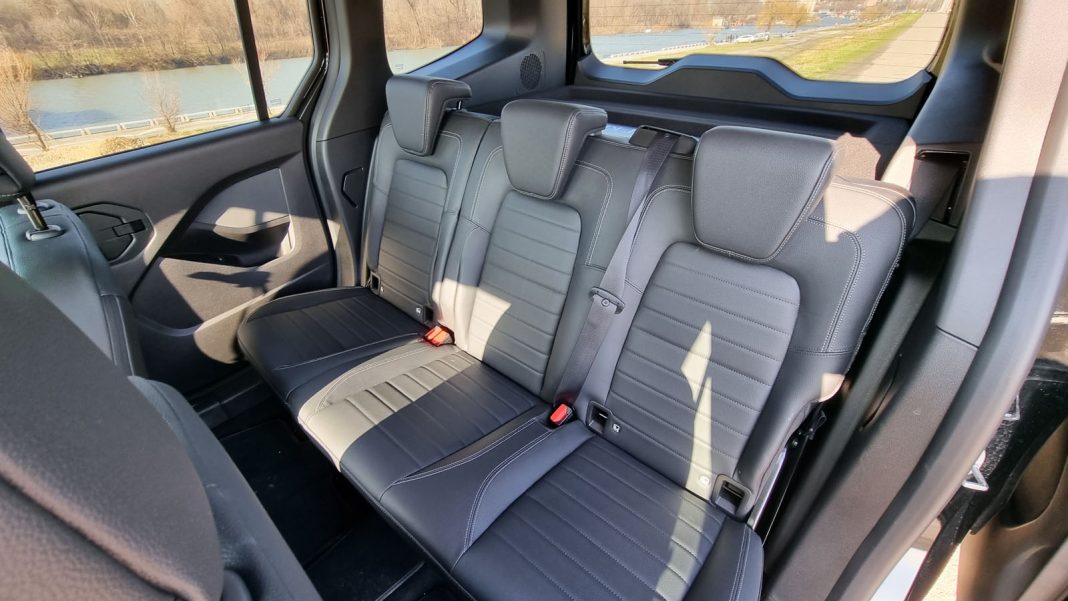 20230115_114241 Auto magazin Srbija Test Mercedes-Benz T180d