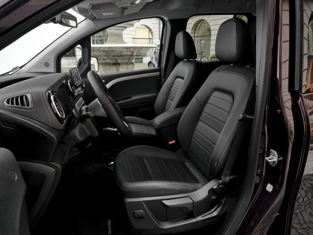 Die neue Mercedes-Benz T-KlasseThe new Mercedes-Benz T-Class Auto magazin Srbija Test Mercedes-Benz T180d