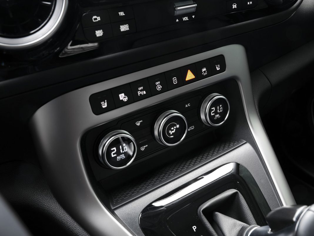 Die neue Mercedes-Benz T-KlasseThe new Mercedes-Benz T-Class Auto magazin Srbija Test Mercedes-Benz T180d