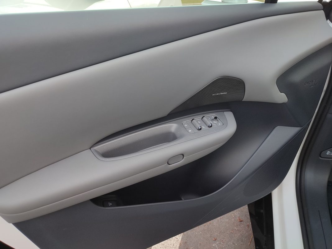 IMG_20250204_152438 Lynk & Co 02