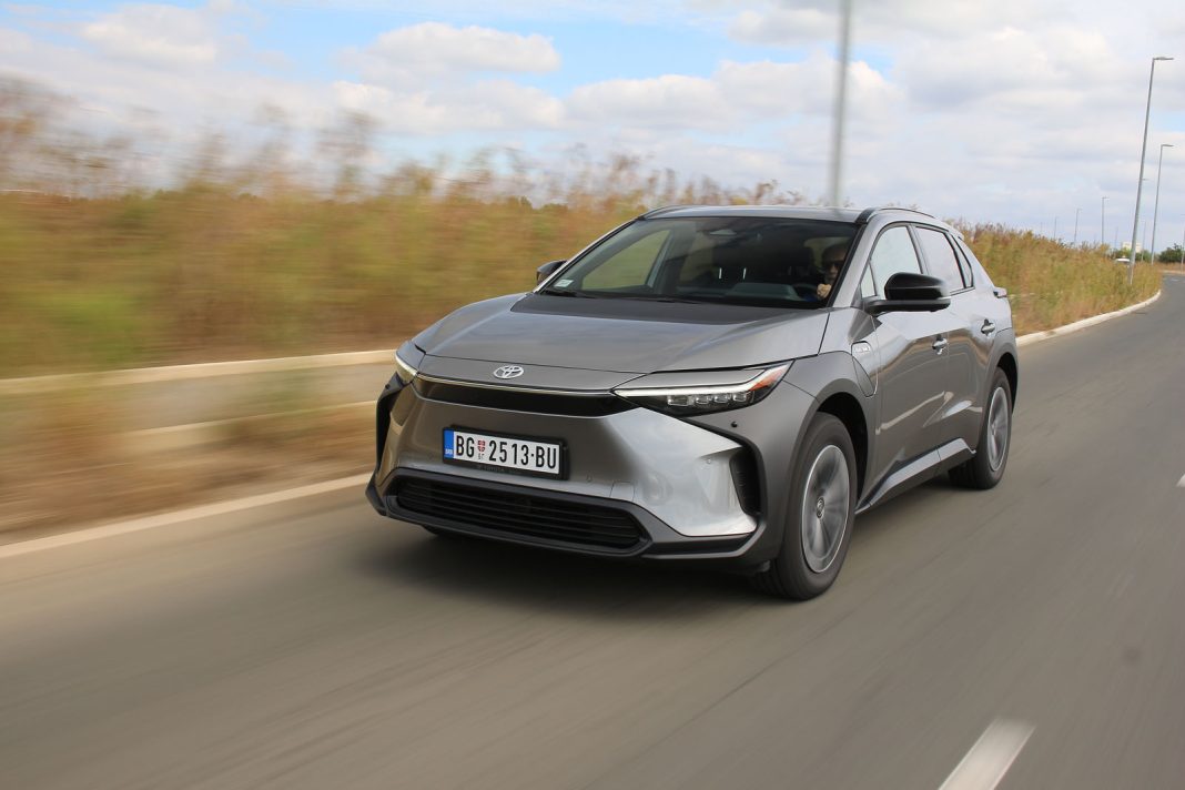 IMG_2502 Toyota bZ4X AWD