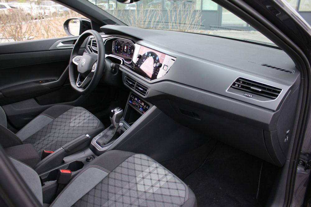 Auto magazin Srbija TEST: Volkswagen Taigo R-line 1.0 TSI DSG