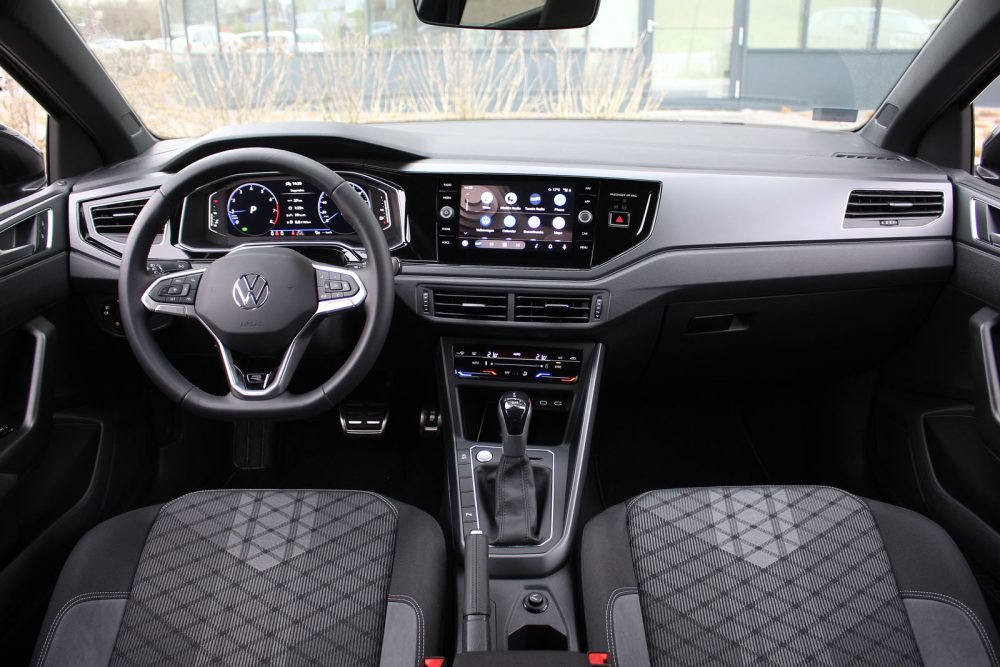 Auto magazin Srbija TEST: Volkswagen Taigo R-line 1.0 TSI DSG