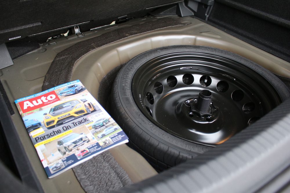 Auto magazin Srbija TEST: Volkswagen Taigo R-line 1.0 TSI DSG