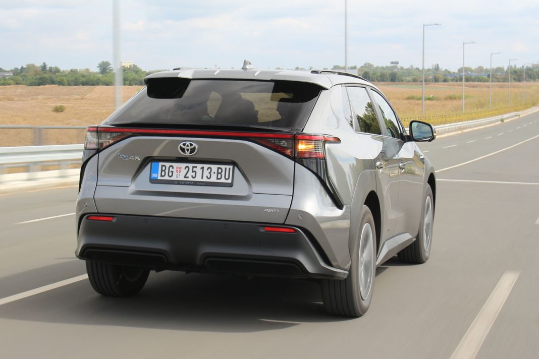 IMG_2688 Toyota bZ4X AWD