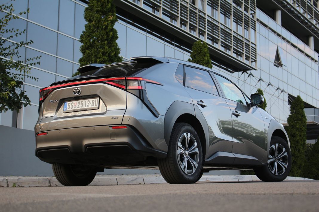 IMG_2938 Toyota bZ4X AWD