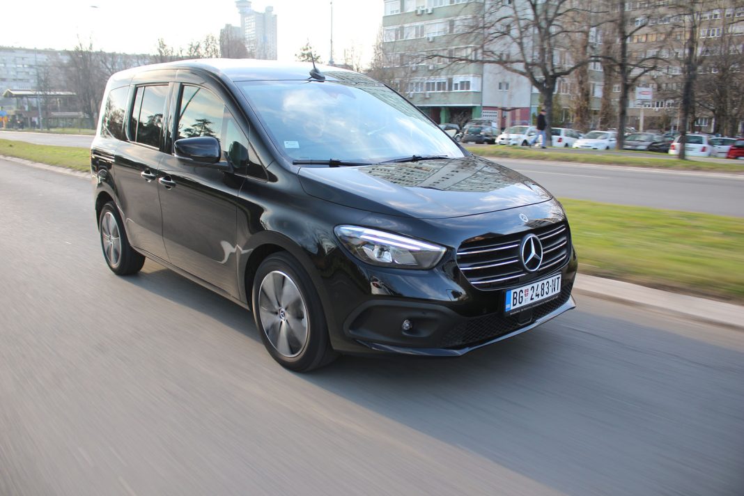 IMG_5194 Auto magazin Srbija Test Mercedes-Benz T180d