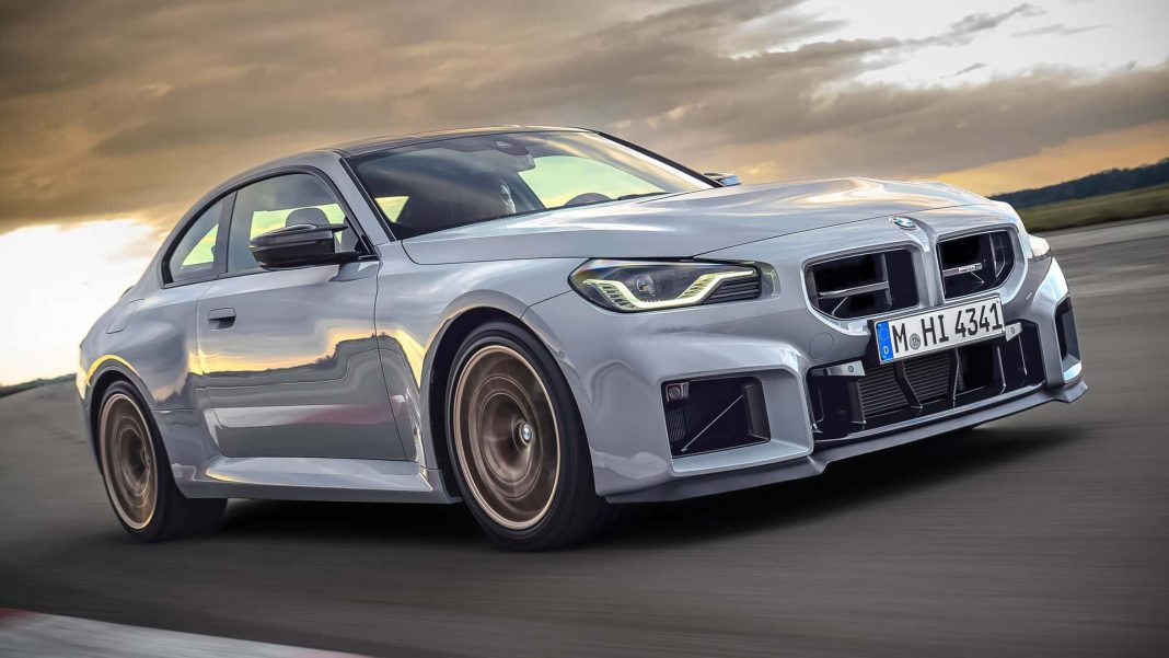 bmw-m2-cs-2025 (2) BMW M2 CS