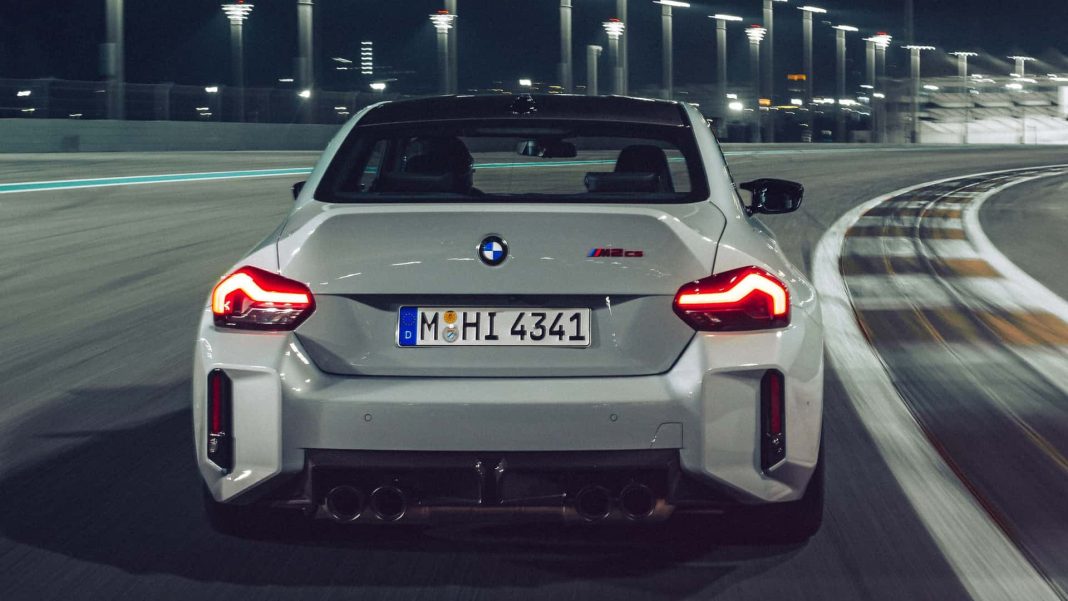 bmw-m2-cs-2025 (22) BMW M2 CS