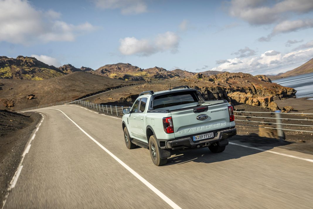 Ranger_Stormtrak_PHEV_012-LOW Ford Ranger PHEV
