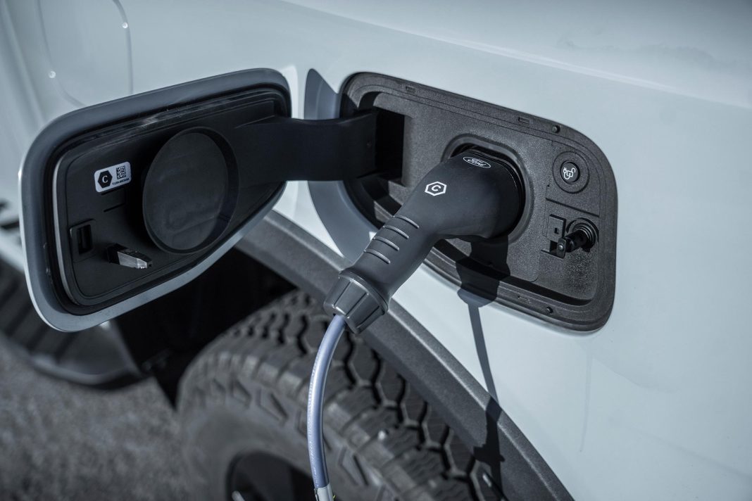 Ranger_Stormtrak_PHEV_029-LOW Ford Ranger PHEV