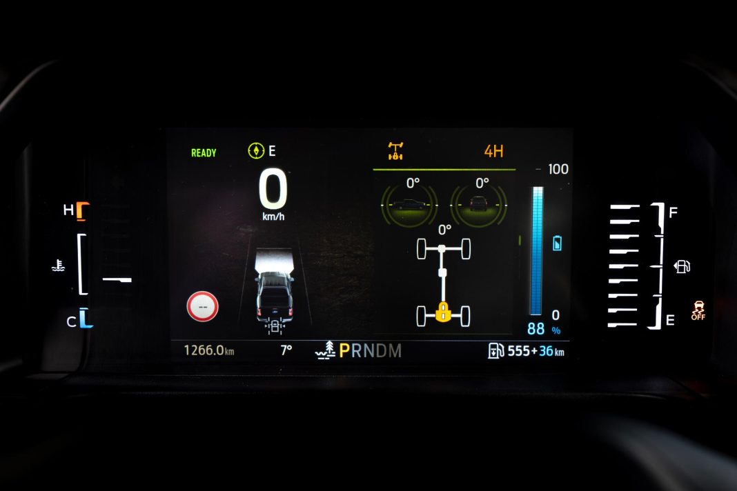 Ranger_Stormtrak_PHEV_042-LOW Ford Ranger PHEV