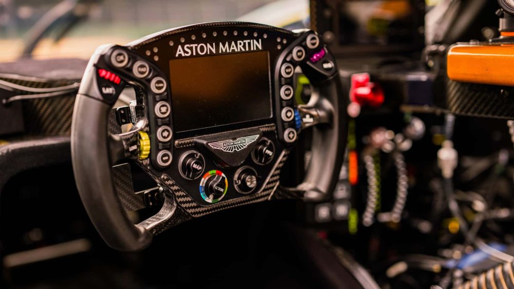 Aston Martin Valkyrie LM