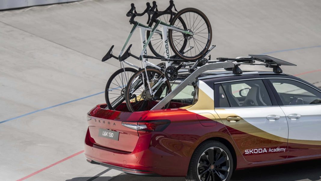 skoda-l-k-130-pickup-truck-based-on-the-superb-combi (12) Škoda L&K 130 Pickup