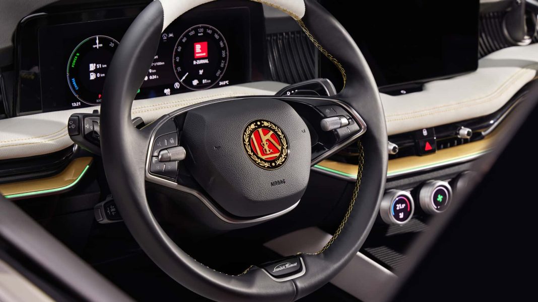 skoda-l-k-130-pickup-truck-based-on-the-superb-combi (8) Škoda L&K 130 Pickup