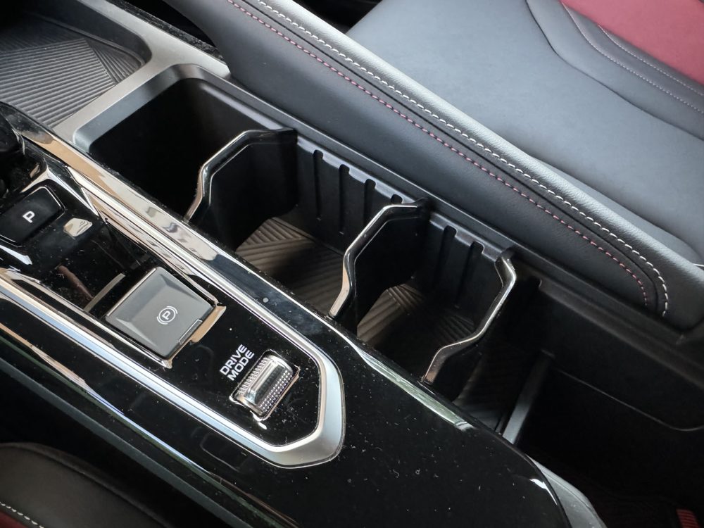 Auto magazin Srbija TEST: Geely Coolray 1,5 TD GF+