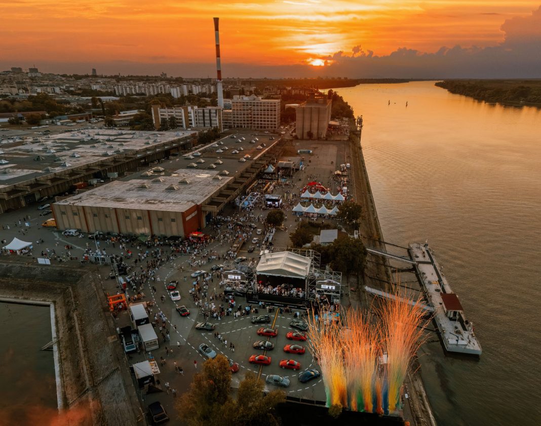 default Porsche 911 Community Event Beograd