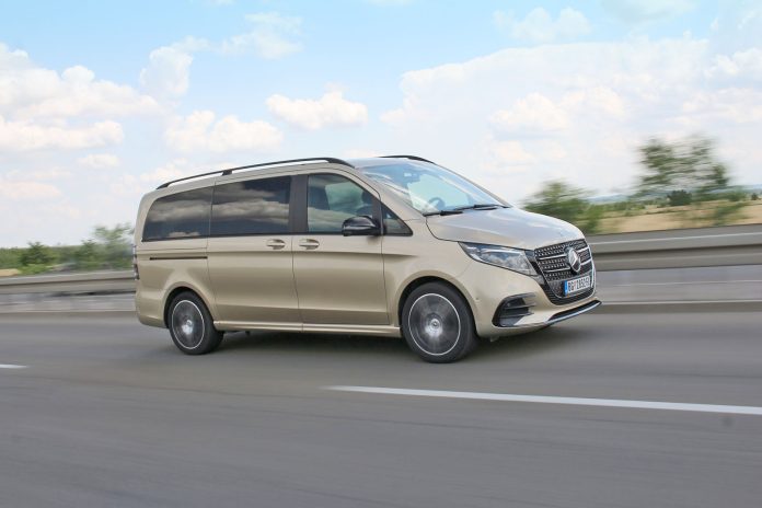 Auto magazin Srbija Test Mercedes-Benz V300d AWD