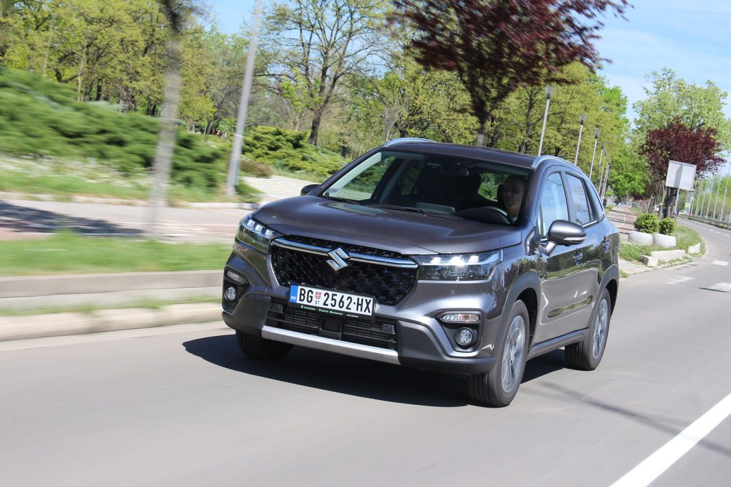 IMG_3877 Suzuki S-Cross 1,4 Boosterjet 2WD Hybrid Elegance