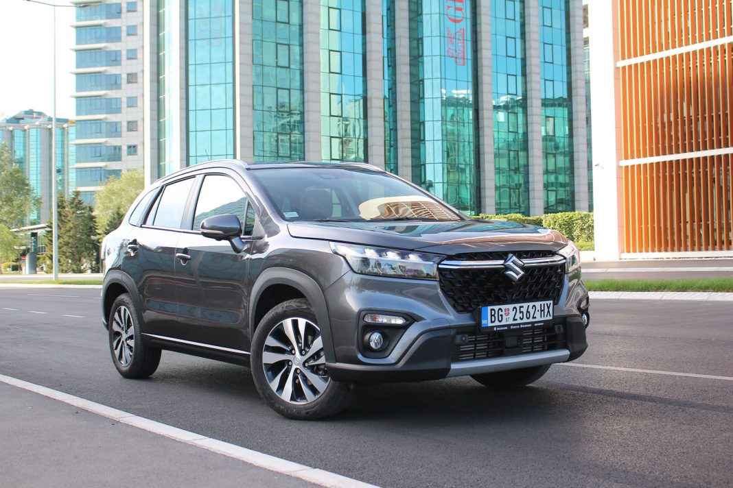 IMG_4622 Suzuki S-Cross 1,4 Boosterjet 2WD Hybrid Elegance