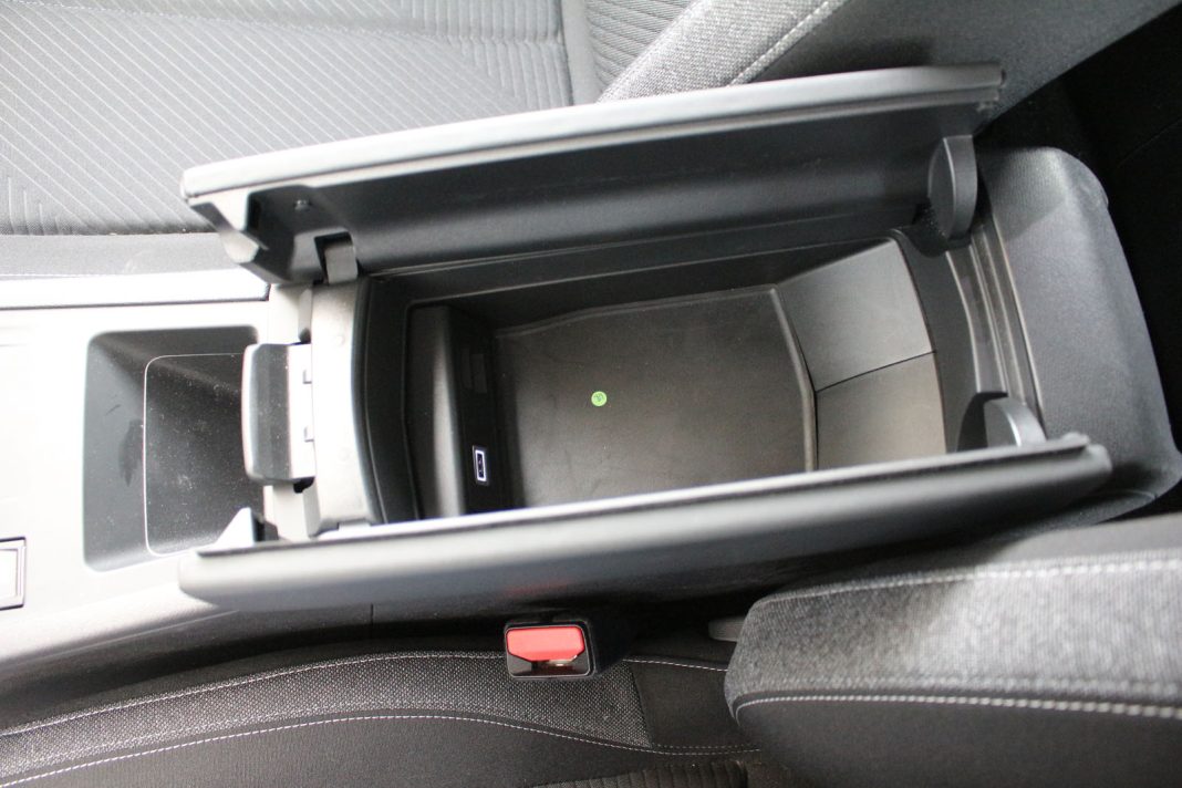 IMG_6722 Auto magazin Srbija Test Peugeot 308 PHEV 180 Active Pack