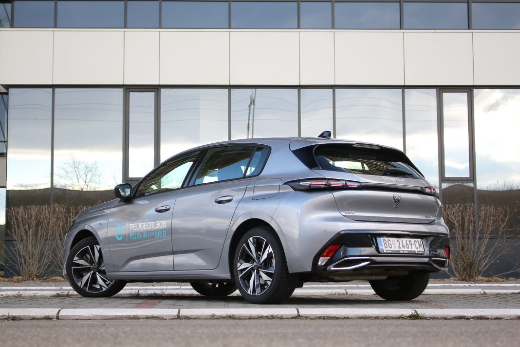 IMG_6829 Auto magazin Srbija Test Peugeot 308 PHEV 180 Active Pack