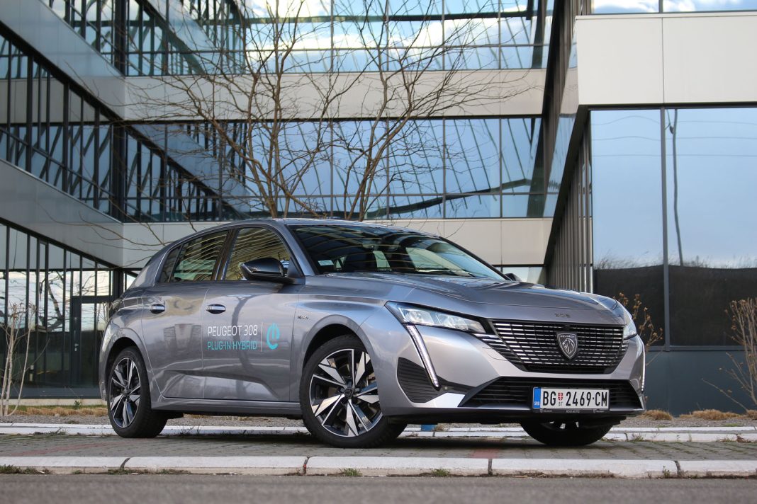 IMG_6847 Auto magazin Srbija Test Peugeot 308 PHEV 180 Active Pack