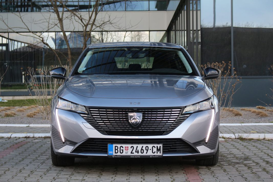 IMG_6856 Auto magazin Srbija Test Peugeot 308 PHEV 180 Active Pack