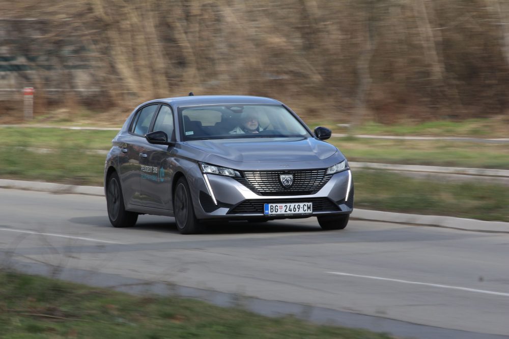 Auto magazin Srbija Test Peugeot 308 PHEV 180 Active Pack