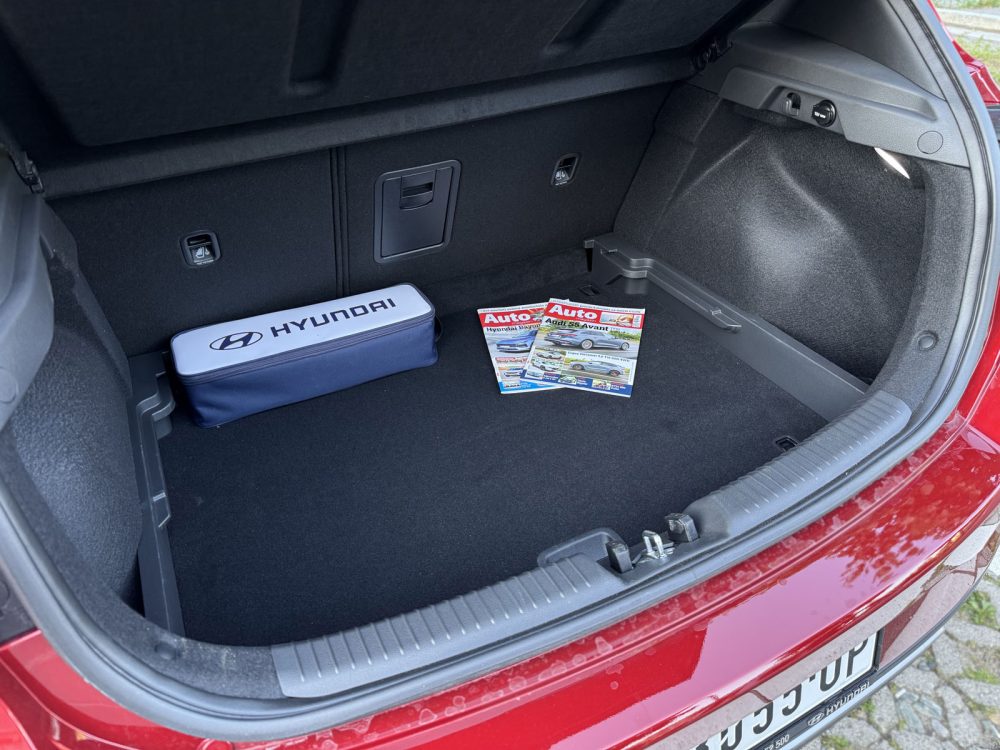 Auto magazin Srbija TEST Hyundai i30 1.5 DPi GLS Impression